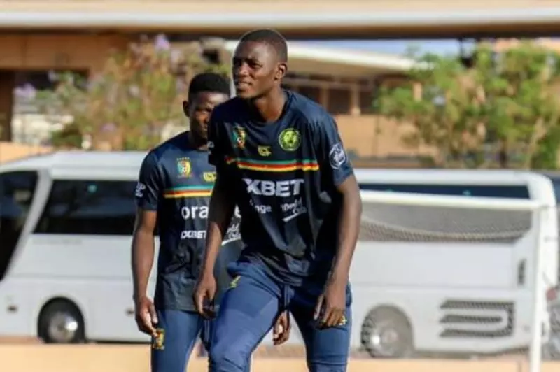 هداف الدوري وتجربة إنجليزية.. من هو سيرجي دورا صفقة الأهلي المحتملة؟ (صور) 